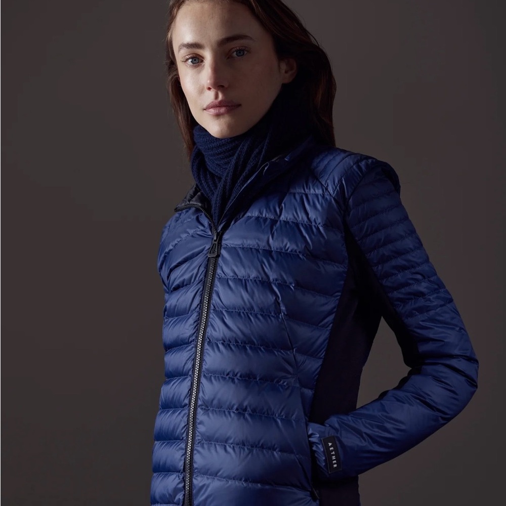 Elegant Blue Puffer Jacket for Women